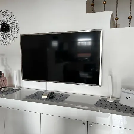 Διαμέρισμα Maj Premium 4 Sterne - Neu Renoviert *